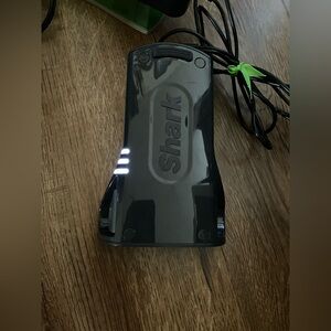 Genuine Shark IZ462H IZ482H IZ483H REMOVABLE RECHARGEABLE BATTERY 25.2V XSBT750